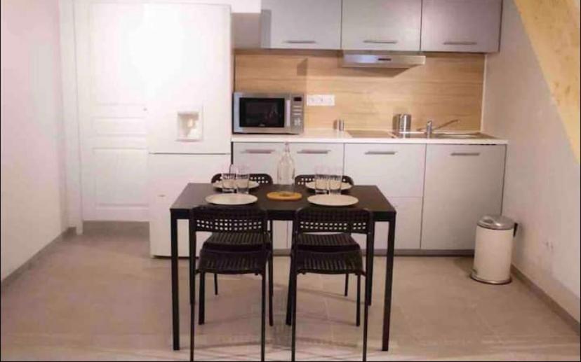 A La Campagne Avec Climatisation Apartment *